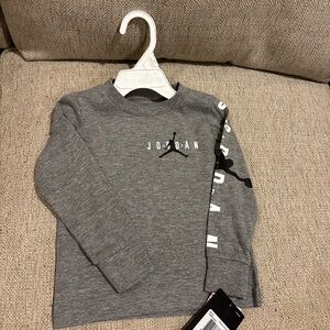 Jordan Kids Long Sleeve Gray Tee